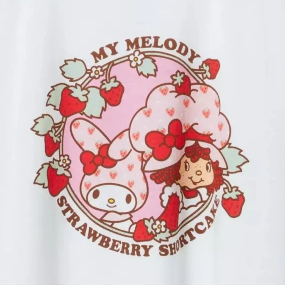 Size 1: Torrid Strawberry Shortcake x My Melody Cotton Crop Raglan Tee - Picture 4 of 6